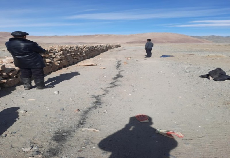 Цоохор нуурын чулуун хашааг уртасгах ажил хийгдлээ.